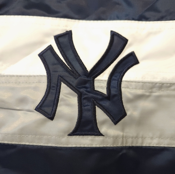 New York Yankees Starter Mens Jacket Size M NEW Full Zip Satin Style - Picture 5 of 12